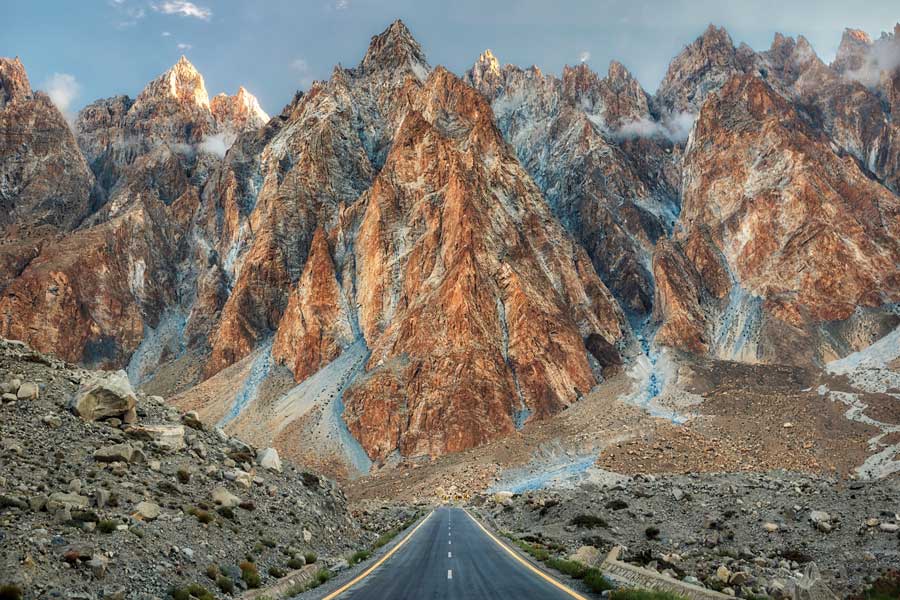 Passu Cones