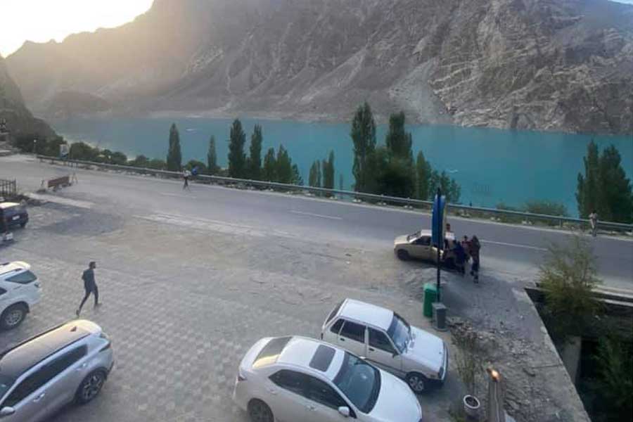 Sapphire Hunza Hotel Parking Area